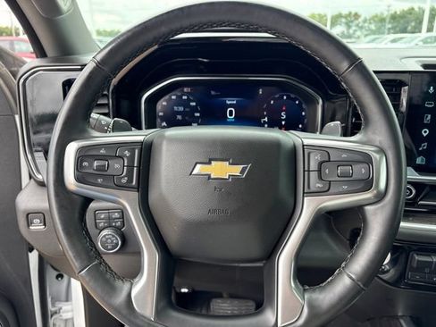 Used 2025 Chevrolet Silverado 1500 LTZ AWD/4WD image 14