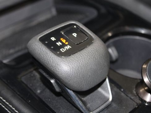 Used 2023 Nissan Rogue SL FWD image 40