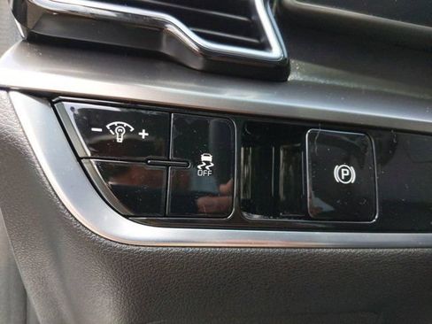 Used 2023 Kia Sportage EX FWD image 30