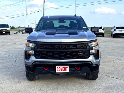Used 2023 Chevrolet Silverado 1500 Custom Trail Boss AWD/4WD image 3