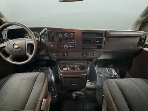 Used 2019 Chevrolet Express 2500 w/ Driver Convenience Package RWD image 9