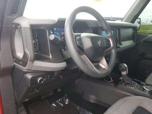 Used 2021 Ford Bronco 4-Door w/ Sasquatch Package image 17