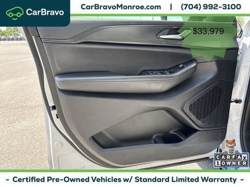 Used 2024 Jeep Grand Cherokee Altitude AWD/4WD image 23