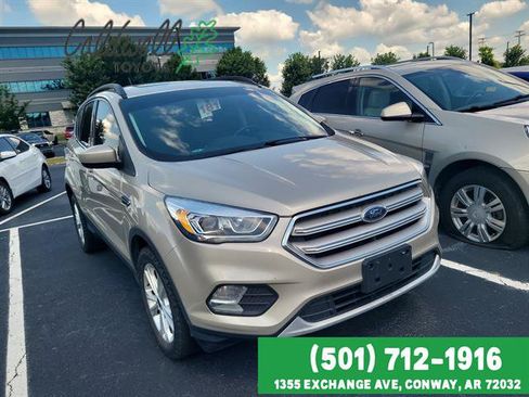 Used 2018 Ford Escape SEL FWD image 3