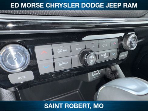 New 2026 Jeep Compass Latitude AWD/4WD image 16
