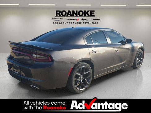 Used 2019 Dodge Charger SXT image 23