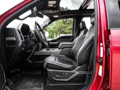 Used 2018 Ford F150 Raptor w/ Equipment Group 802A Luxury AWD/4WD image 4