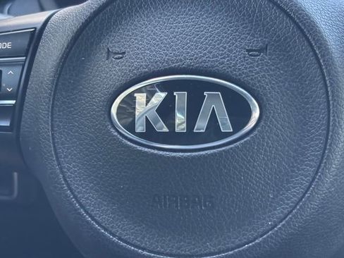 Used 2020 Kia Stinger GT-Line RWD image 13