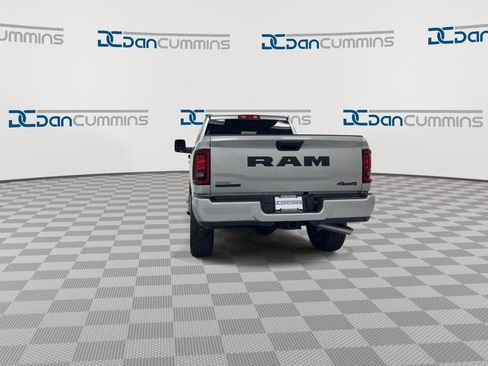 New 2026 RAM 2500 Big Horn AWD/4WD image 7