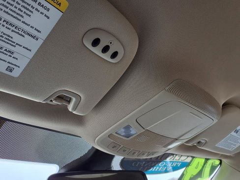 Used 2024 Ford Edge SEL w/ Convenience Package image 14