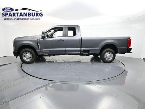 Used 2026 Ford F250 XL RWD image 4