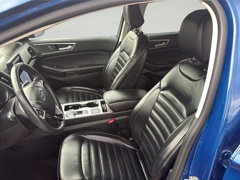 Certified 2024 Ford Edge SEL AWD/4WD image 32