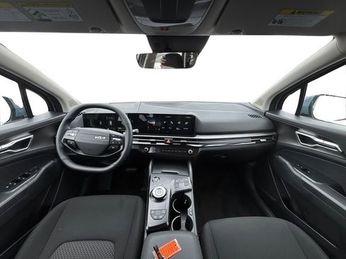 New 2026 Kia Sportage S AWD/4WD image 9