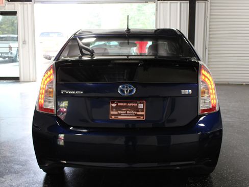 Used 2012 Toyota Prius Four FWD image 4