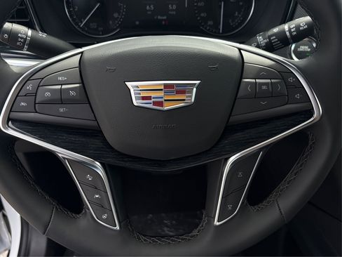New 2025 Cadillac XT5 Premium Luxury image 19