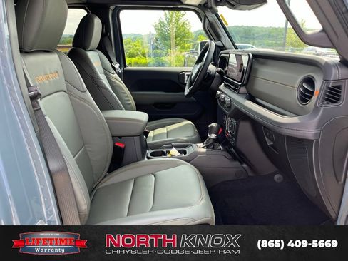 New 2026 Jeep Gladiator Mojave AWD/4WD image 25