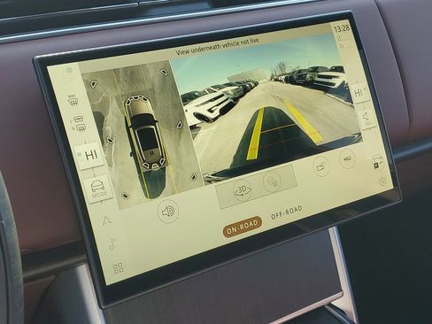New 2026 Land Rover Range Rover SE AWD/4WD image 18