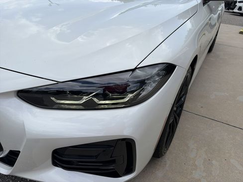 Used 2024 BMW 430i xDrive Convertible w/ M Sport Package AWD/4WD image 11