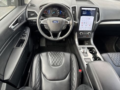 Used 2024 Ford Edge Titanium AWD/4WD image 12