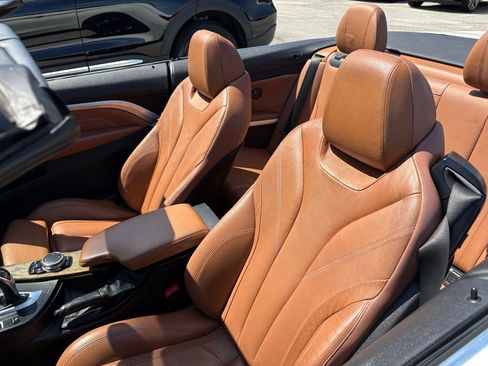 Used 2017 BMW 430i Convertible image 9