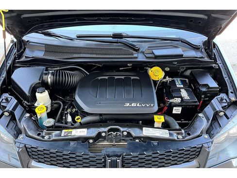 Used 2019 Dodge Grand Caravan GT FWD image 56
