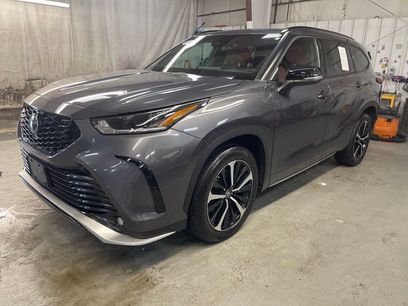 Used 2021 Toyota Highlander XSE