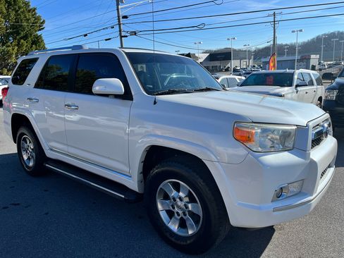 Used 2011 Toyota 4Runner Trail image 3