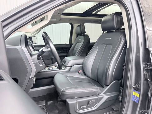Used 2020 Ford Expedition Platinum RWD image 13
