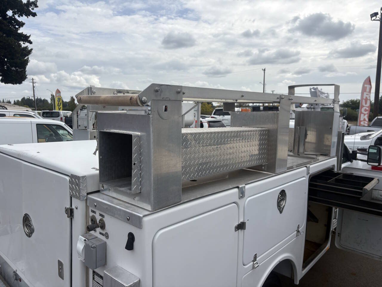 Used 2012 Chevrolet Silverado 3500 W/T RWD image 9