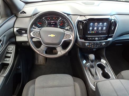 Used 2022 Chevrolet Traverse LT image 20