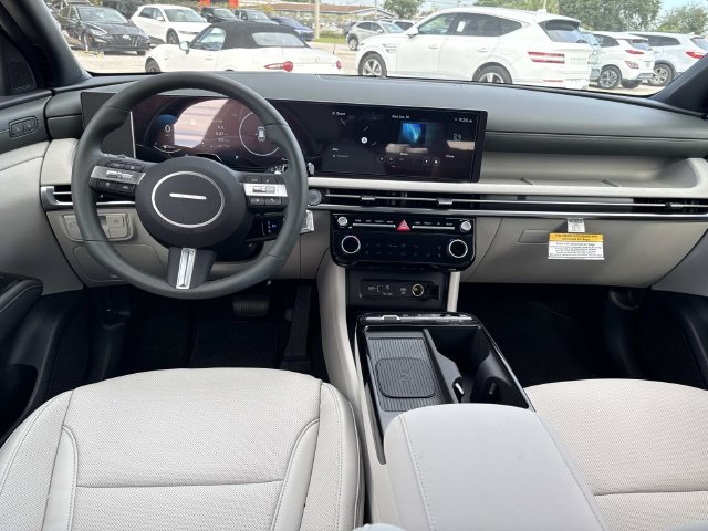 New 2026 Hyundai Tucson Limited FWD image 18