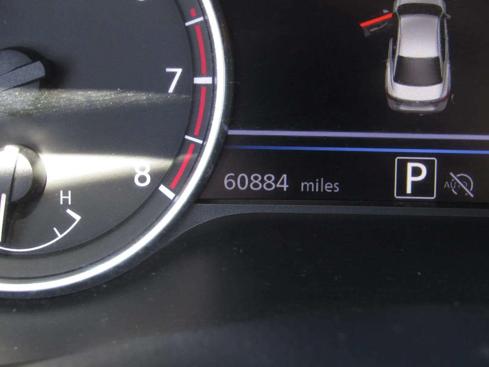 Used 2024 Nissan Sentra SV FWD image 25
