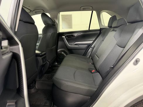 Used 2024 Toyota RAV4 LE AWD/4WD image 12