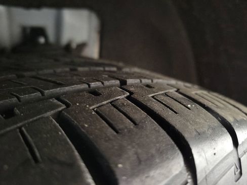 Used 2019 Ford Fusion Titanium image 12