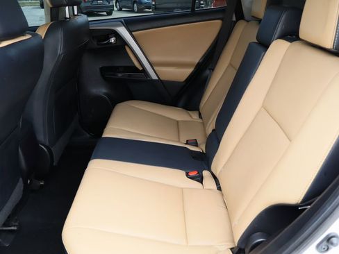 Used 2018 Toyota RAV4 Limited w/ Advanced Technology Package image 23