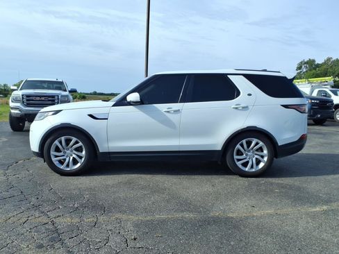 Used 2018 Land Rover Discovery HSE AWD/4WD image 2