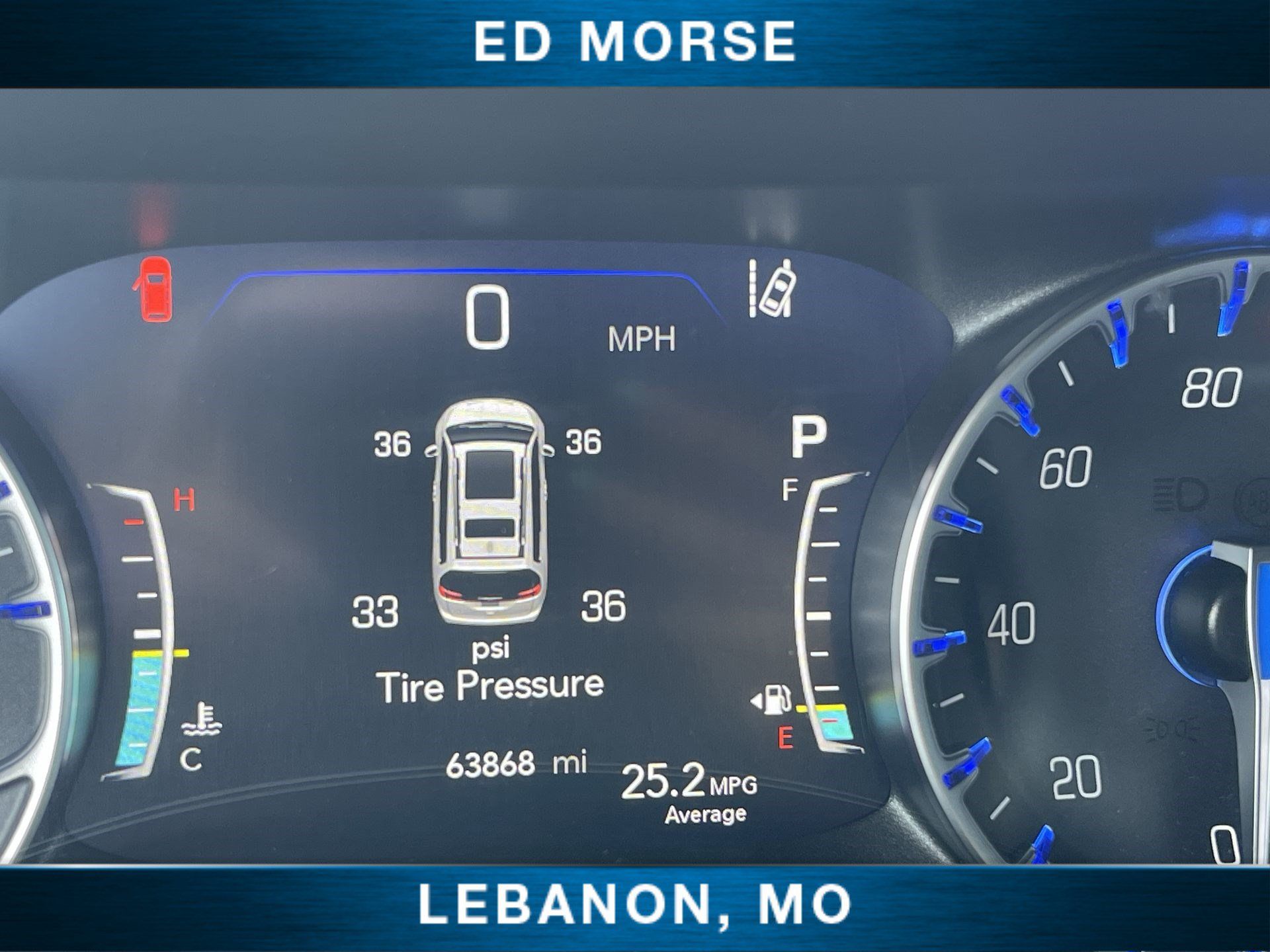 Used 2025 Chrysler Pacifica Select FWD image 12