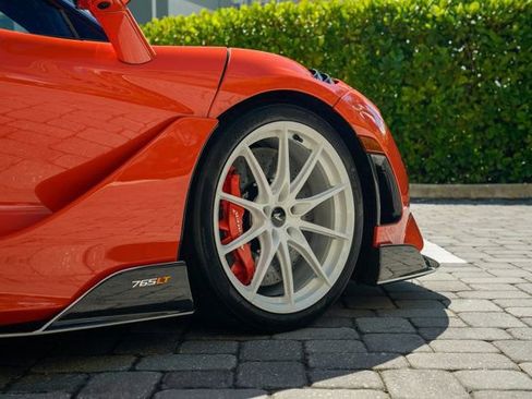 Used 2021 McLaren 765LT image 56