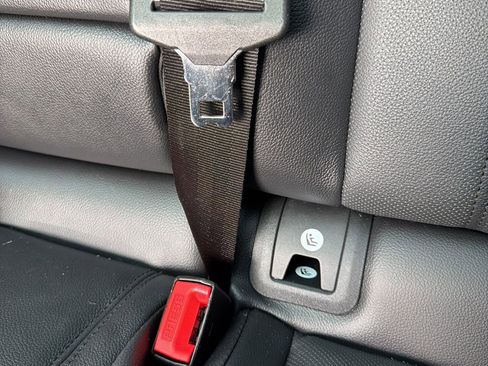 Used 2023 Land Rover Range Rover Evoque R-Dynamic SE image 86