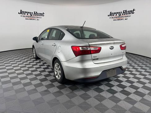 Used 2017 Kia Rio LX image 7