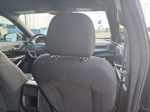 New 2026 Chevrolet Trax RS image 38