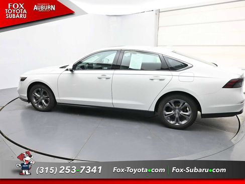 Used 2024 Honda Accord EX image 19