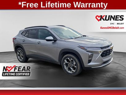 Used 2025 Chevrolet Trax LT