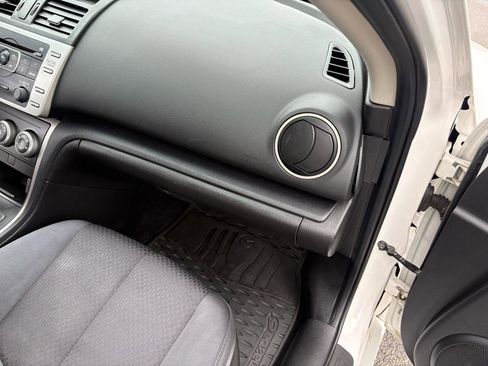 Used 2011 MAZDA MAZDA6 i Sport FWD image 35
