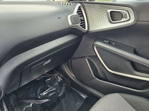 Certified 2024 Kia Soul LX w/ Option Group 015 image 25