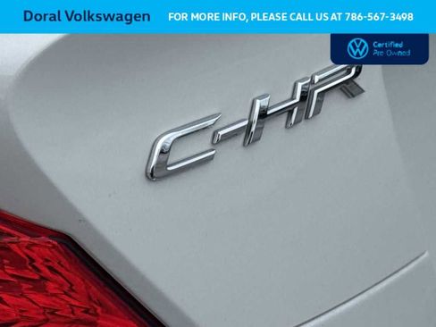 Used 2021 Toyota C-HR XLE FWD image 10