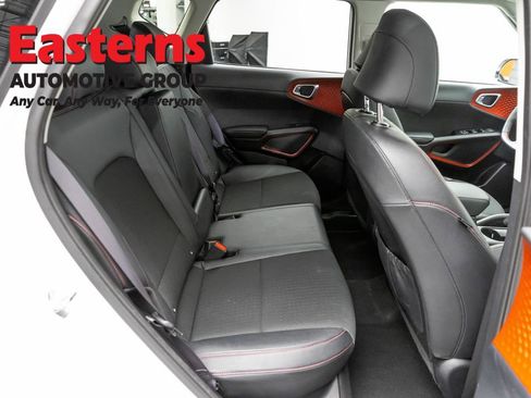 Used 2023 Kia Soul GT-Line FWD image 23