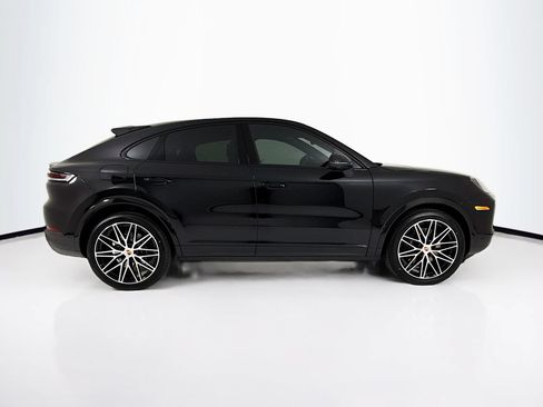New 2026 Porsche Cayenne Coupe AWD/4WD image 8