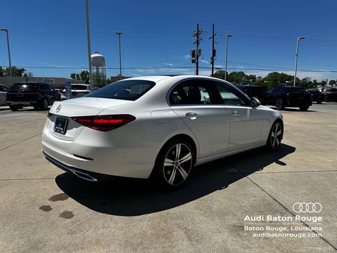 Used 2025 Mercedes-Benz C 300 Sedan image 3