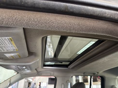 Used 2019 Nissan Frontier PRO-4X w/ Pro-4x Luxury Package AWD/4WD image 28